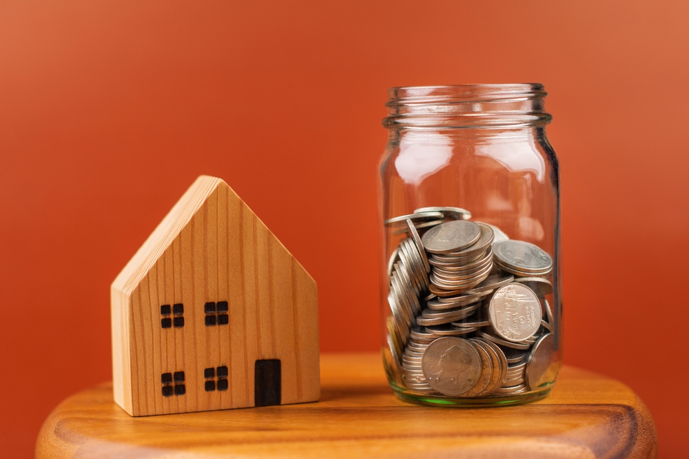 Simple Steps To Help You Save for Your First Home